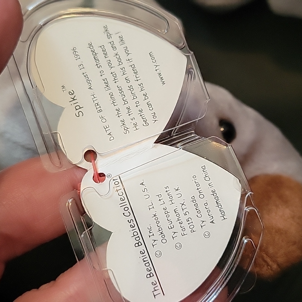 SOLD                     Rhinoceros 🦏🦏 - Picture 8 of 15